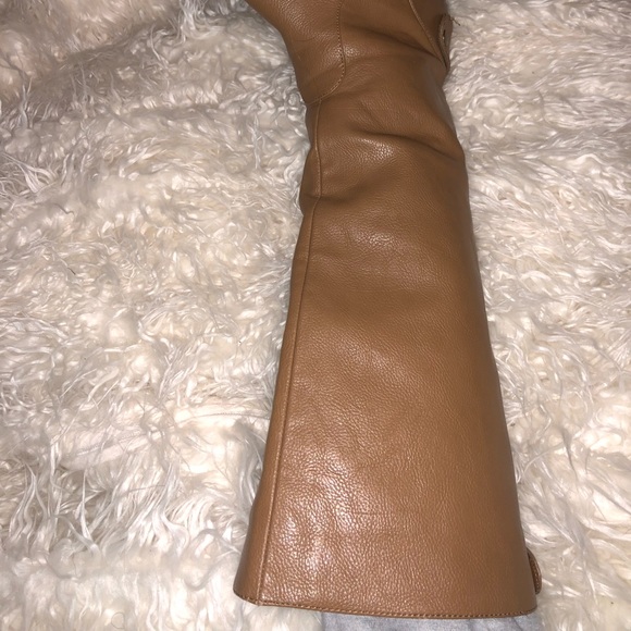 dark tan LEATHER BOOTS below knee boots w/ heel! - Picture 3 of 6